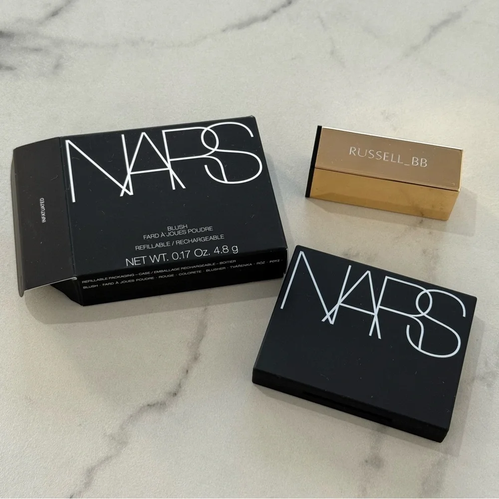 NARS Powder Blush in Infatuated (Matte Deep Plumberry)